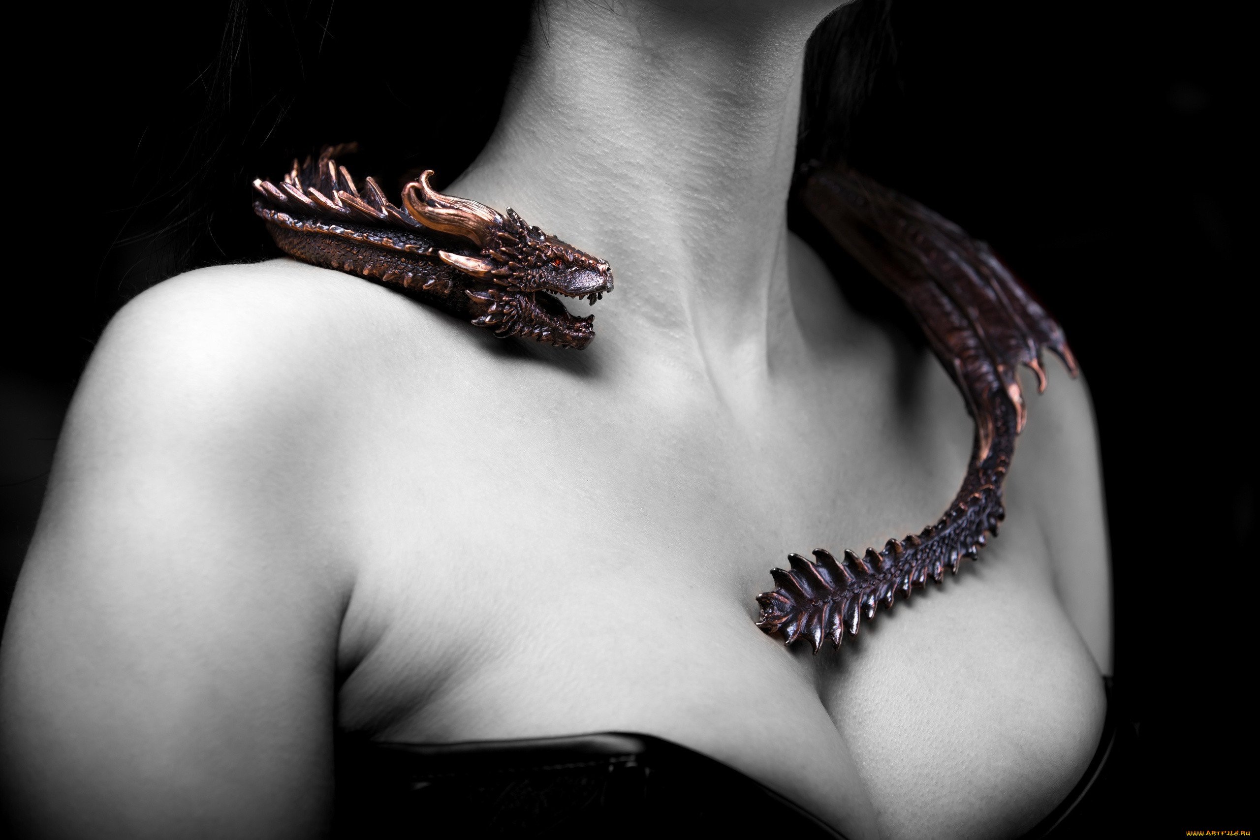 Ожерелье дракон из игры престолов
